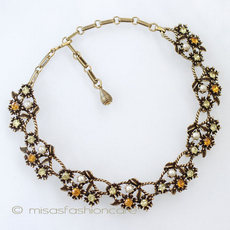 （画像用） Coro お花ネックレス