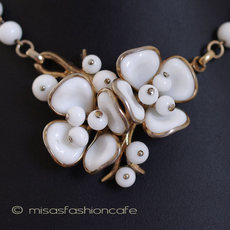 （画像用） クラウントリファリ Trifari 花ネックレス