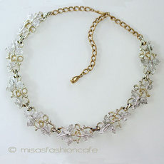 （画像用） SarahCoventry 葡萄の葉ネックレス