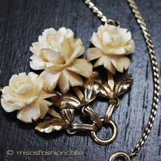 （画像用） 象牙アイボリー12K ローズネックレス