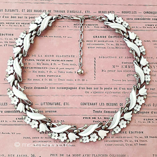 （画像用） Trifari　 トリファリ お花畑　 ネックレス