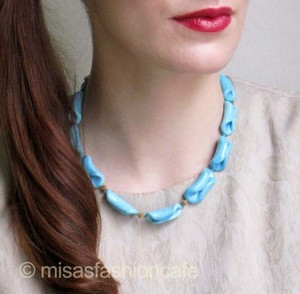 (image for) Antique & Vintage