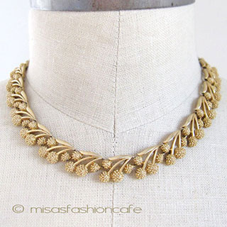 （画像用） Trifari トリファリ たんぽぽ ネックレス