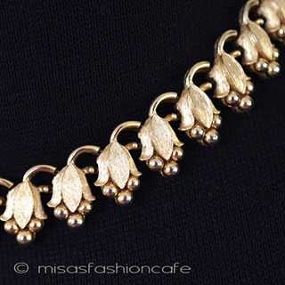 （画像用） Ｔｒｉｆａｒｉ　 トリファリ チューリップ・ネックレス