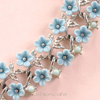 （画像用） ＣＯＲＯ　小花ネックレス