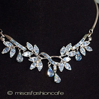 （画像用） ＣＯＲＯ　ネックレス 揺れるリーフ・ドロップ