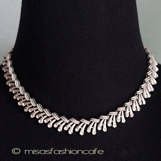 （画像用） Ｔｒｉｆａｒｉ　 トリファリ クリスタル　ネックレス