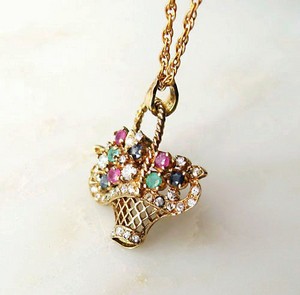 （画像用） 豪華天然石の花かご　 ネックレス