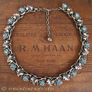 （画像用） Trifari　トリファリ グレープ ネックレス