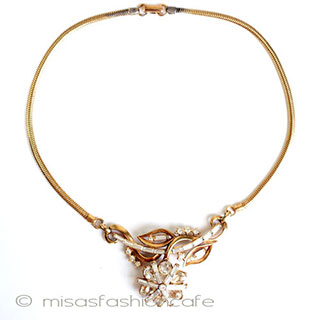 （画像用） Ｔｒｉｆａｒｉ　 トリファリ お花　ネックレス