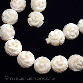 （画像用） 本象牙　アイボリー ローズ花ネックレス