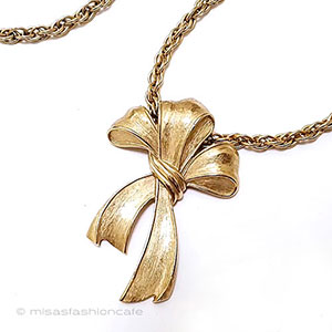 （画像用） Trifari　 トリファリ リボン　ネックレス