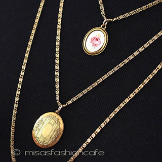 （画像用） Ｇｏｌｄｅｔｔｅ　３連 ロケット　ネックレス