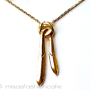 （画像用） ヴィンテージジュエリー トリファリ金のスカーフ