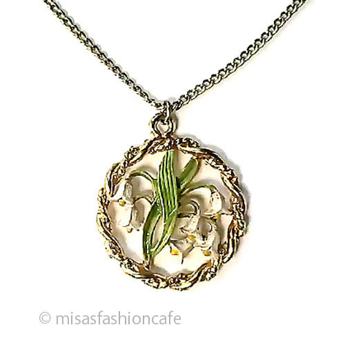 （画像用） アンティークジュエリー 鈴蘭のお花　ネックレス