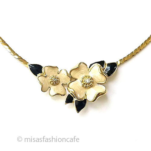 （画像用） Trifari　ハナミズキの花 トリファリ　ネックレス