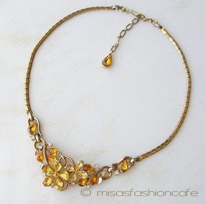 （画像用） クラウントリファリ Trifari ハニーフラワー