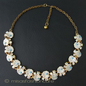 （画像用） ハスの葉　ネックレス