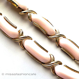 （画像用） Trifari　 トリファリ ピンク・リボン