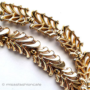 （画像用） Trifari　 トリファリ GOLD　ネックレス