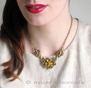 （画像用） Coro　お花ネックレス