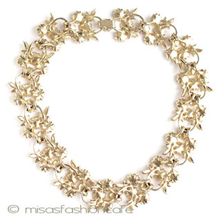 （画像用） エナメル花ネックレス