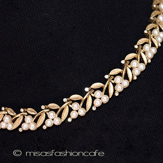 （画像用） Ｔｒｉｆａｒｉ　 トリファリ パール小花ネックレス