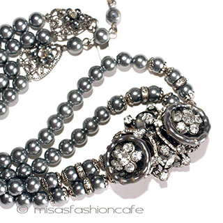 （画像用） Robert・DeMario初期　 パールの花ネックレス