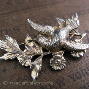 （画像用） Sterling Silver 銀製 　Coro刻印 鳥と花