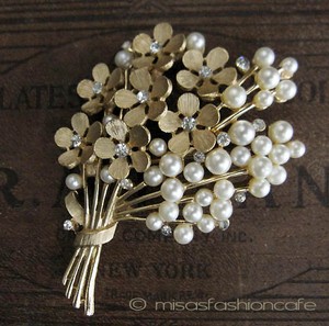 （画像用） クラウントリファリ Trifari ブーケ