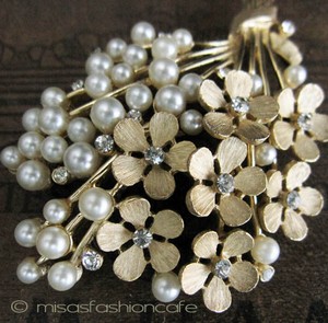 （画像用） クラウントリファリ Trifari ブーケ