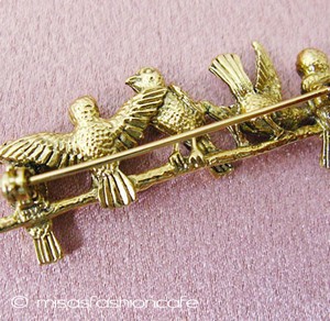 （画像用） すずめ・小鳥　ブローチ