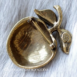 （画像用） Original By Robert ロバート　ブローチ