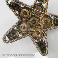 （画像用） HARハー　星ブローチ