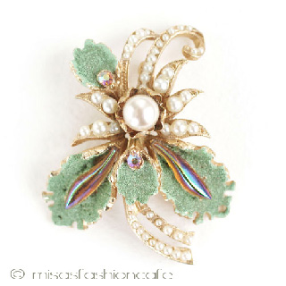 （画像用） Florenza　フロレンツァ パールのお花　ブローチ