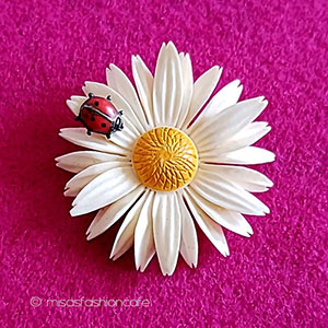 （画像用） 象牙アイボリー12Kgf刻印 デイジー花てんとう虫