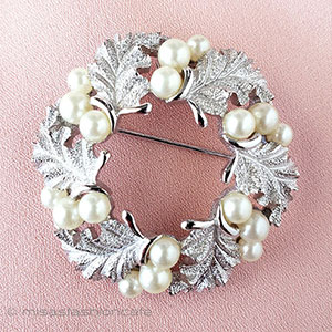 （画像用） Trifari　 トリファリ パール銀葉　リース