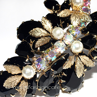 （画像用） Julianaリーフブローチ