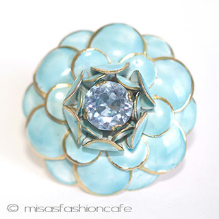 （画像用） ＳＡＮＤＯＲ　ブローチ ビジューブルーフラワー