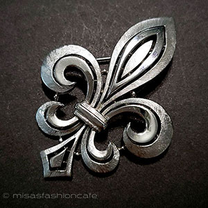 （画像用） Trifari　 トリファリ ロイヤル　ブローチ