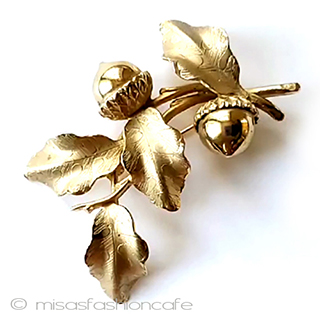 （画像用） アンティークジュエリー どんぐり　ブローチ