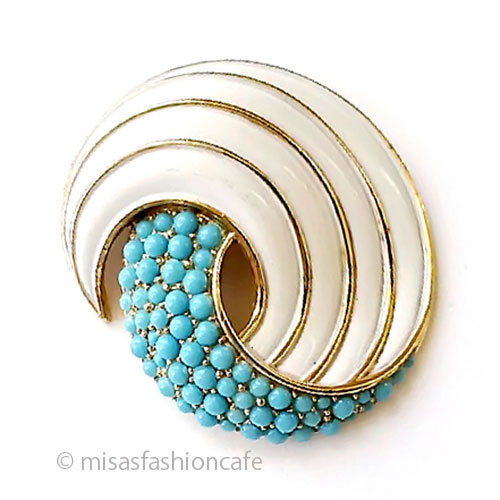 （画像用） Trifari　 トリファリ ターコイズ　ブローチ