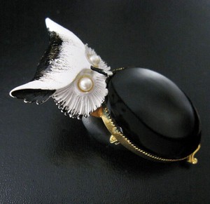 （画像用） Original By Robert ふくろう　ブローチ