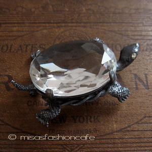 （画像用） カメ亀 ブローチ