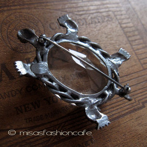 （画像用） カメ亀 ブローチ