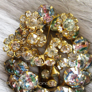 （画像用） アイリス ガラス 花ブローチ