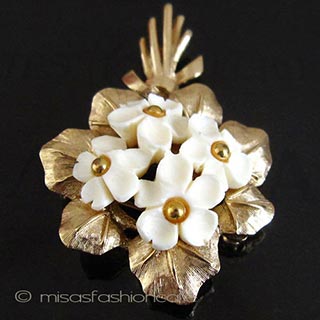 （画像用） 本象牙 アイボリー スミレの花 ブローチ