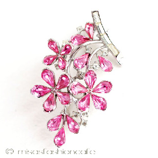 （画像用） クラウン トリファリ ＴＲＩＦＡＲＩ　花ブローチ