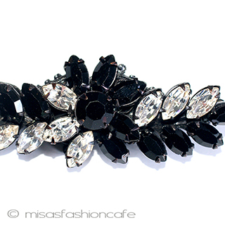 （画像用） ミリアムハスケル刻印 クリスタル　ブローチ