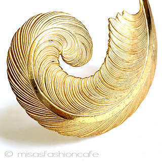 （画像用） ミリアムハスケル フェザー金羽ブローチ